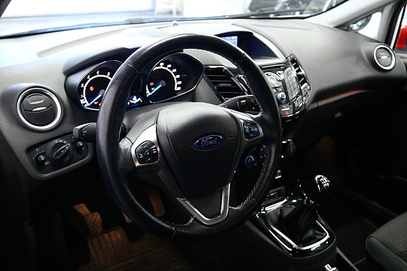 Ford Fiesta 10 of 22