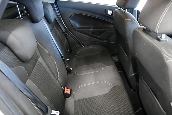 Ford Fiesta 9 of 22