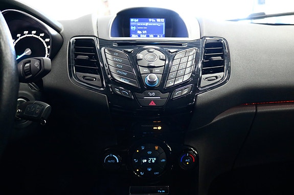Ford Fiesta 15 of 22