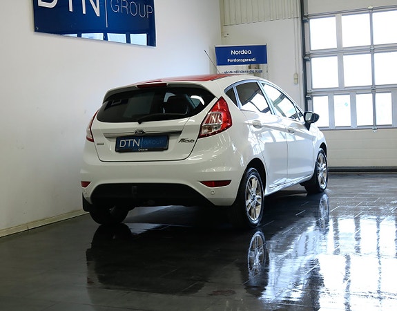 Ford Fiesta 3 of 22