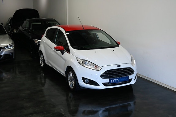 Ford Fiesta 5 of 22