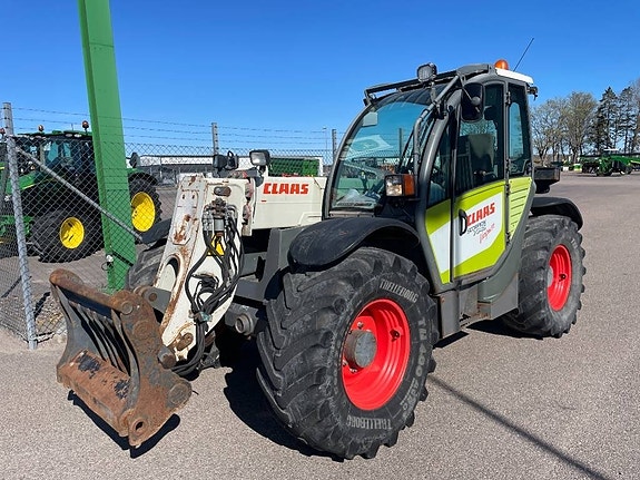 CLAAS Scorpion 7045 2 of 9