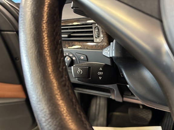 BMW 530i 15 of 23