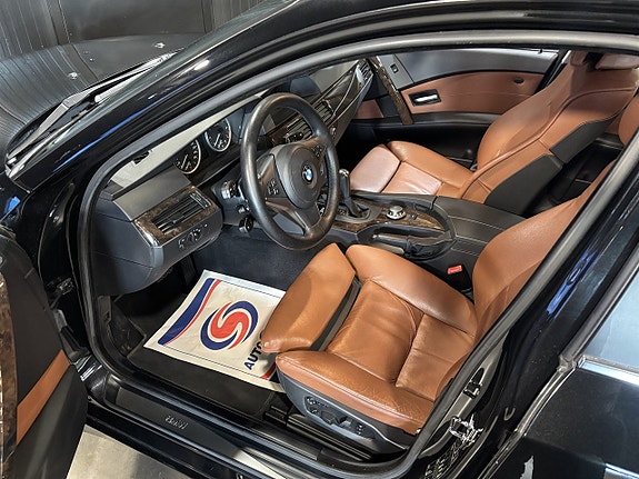 BMW 530i 7 of 23