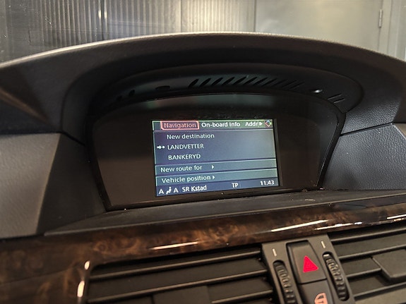 BMW 530i 14 of 23