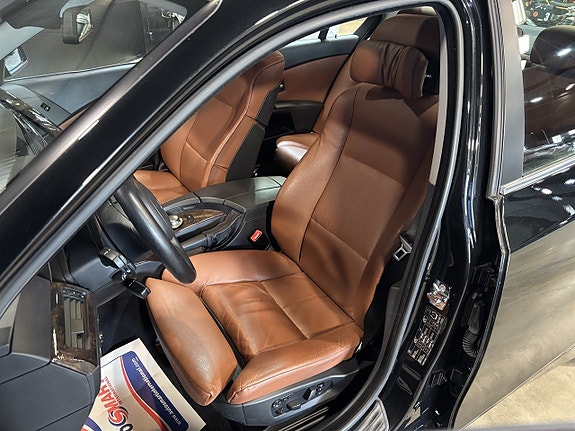 BMW 530i 16 of 23