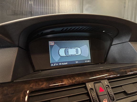 BMW 530i 12 of 23
