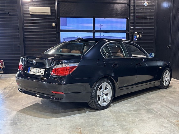 BMW 530i 6 of 23