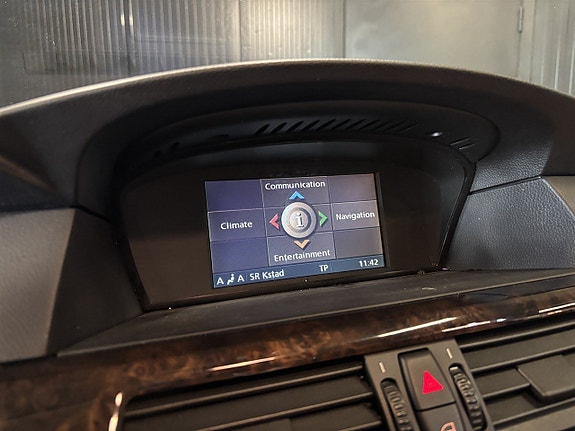 BMW 530i 11 of 23
