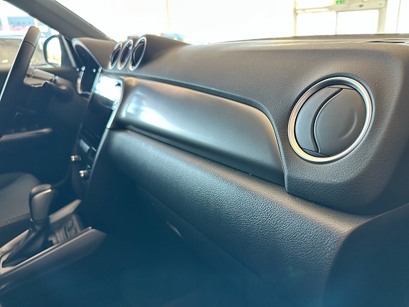 Suzuki Vitara 12 of 15