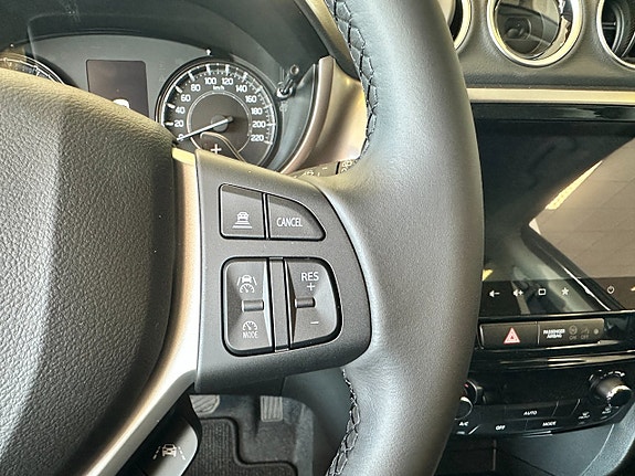 Suzuki Vitara 15 of 15