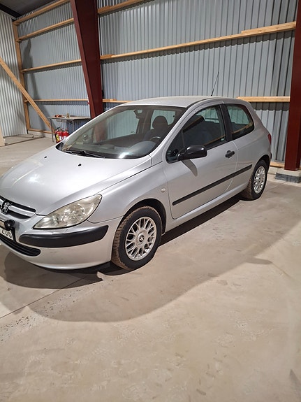 Peugeot 307 7 of 8