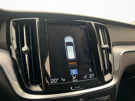 Volvo V60 Cross Country 17 of 30