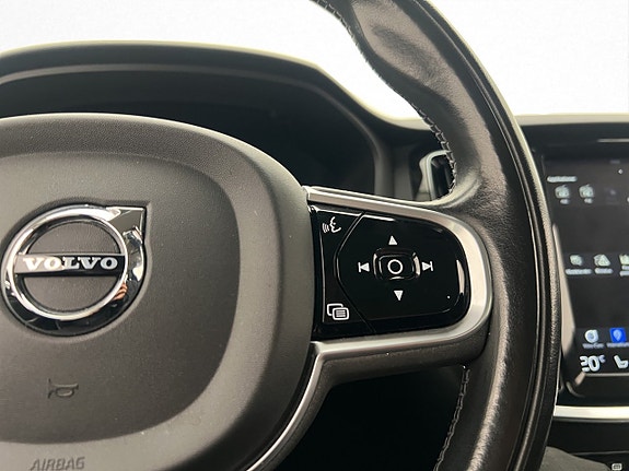 Volvo V60 Cross Country 15 of 30