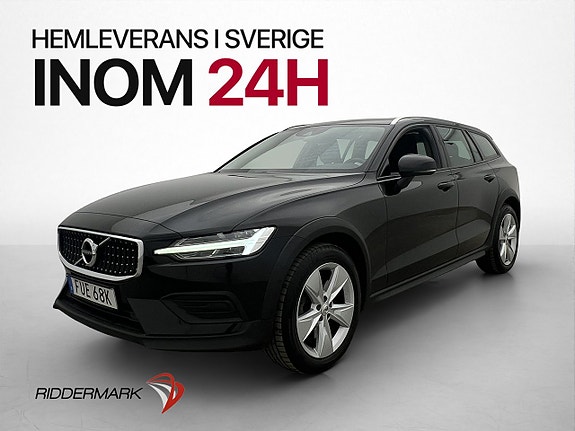 Volvo V60 Cross Country 3 of 30