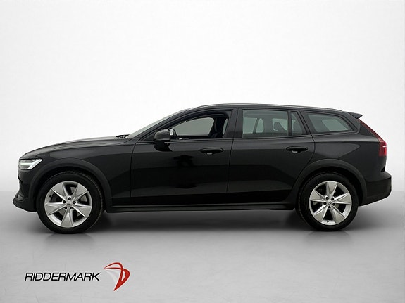 Volvo V60 Cross Country 4 of 5