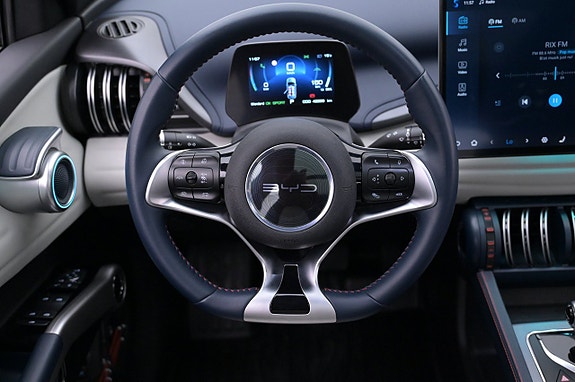BYD Atto 3 7 of 27