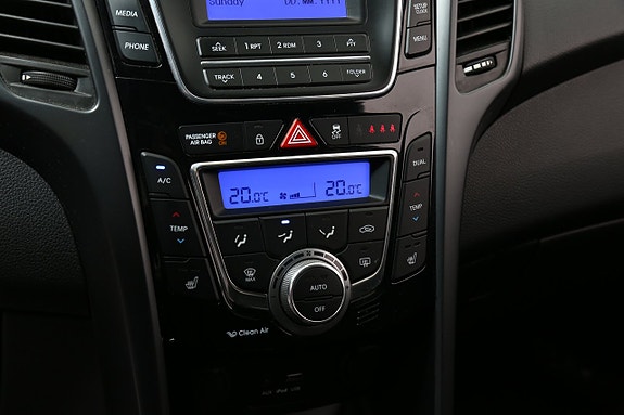 Hyundai i30 21 of 26