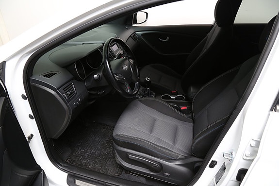 Hyundai i30 12 of 26