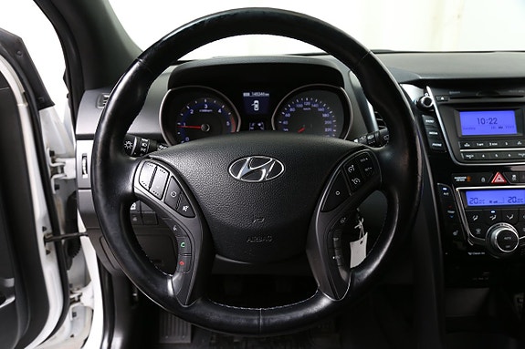 Hyundai i30 17 of 26