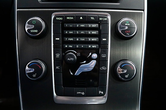 Volvo V60 16 of 18