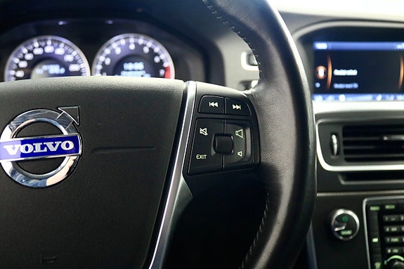 Volvo V60 11 of 18