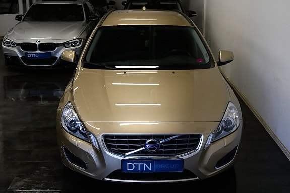 Volvo V60 6 of 18