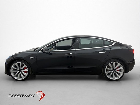 Tesla Model 3 5 of 5