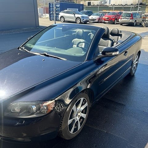 Volvo C70 14 of 14
