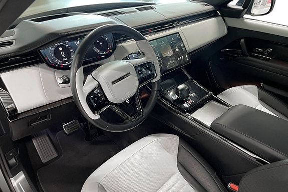 Land Rover Range Rover Sport 6 of 25