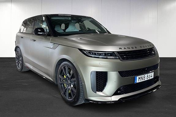Land Rover Range Rover Sport 2 of 5