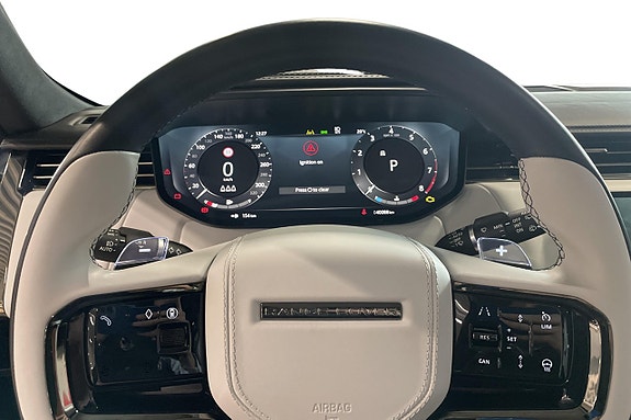 Land Rover Range Rover Sport 7 of 25