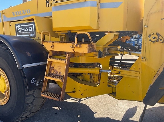 Volvo L 150 13 of 17
