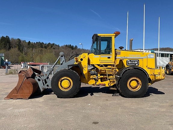 Volvo L 150 3 of 17