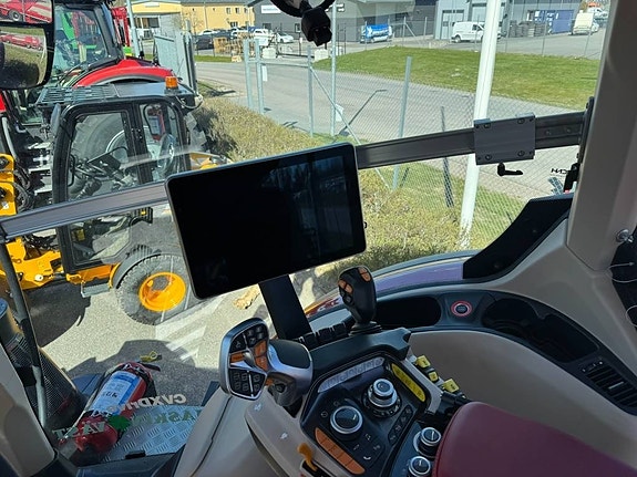 Case IH Puma 260 CVXDrive 7 of 8