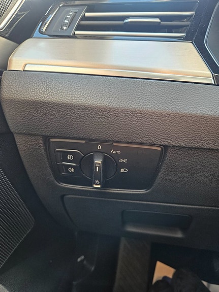 Volkswagen Passat 9 of 21
