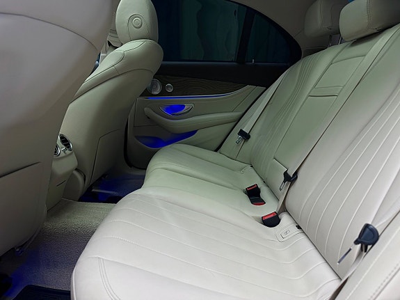 Mercedes-Benz E350 d 21 of 30