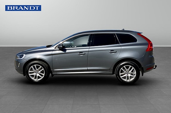 Volvo XC60 3 of 5