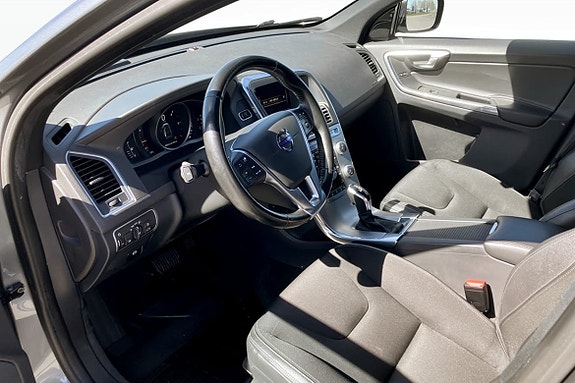 Volvo XC60 5 of 5