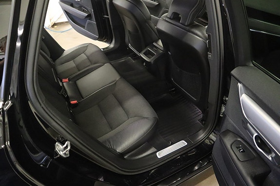 Volvo V90 8 of 20