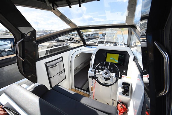 Agapi 800 (2019) Yamaha 300, Nyare plotter, radar, mkt fin! 7 of 12