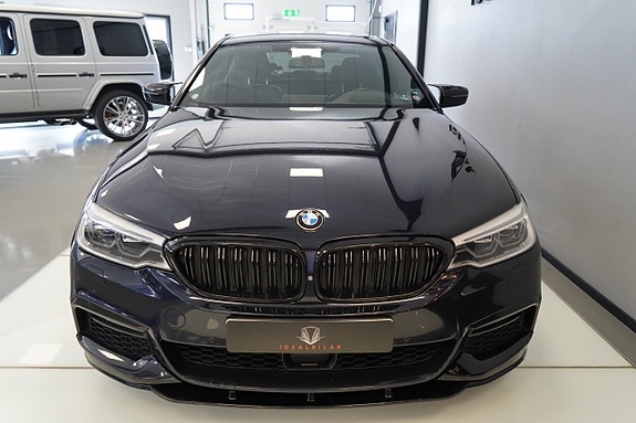 BMW 520d 2 of 5