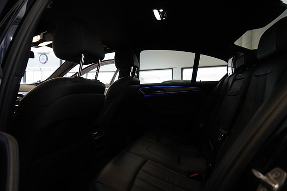 BMW 520d 9 of 14
