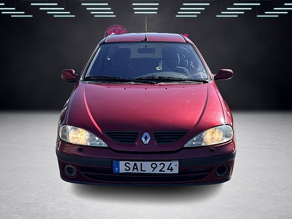 Renault Megane I 2 of 5
