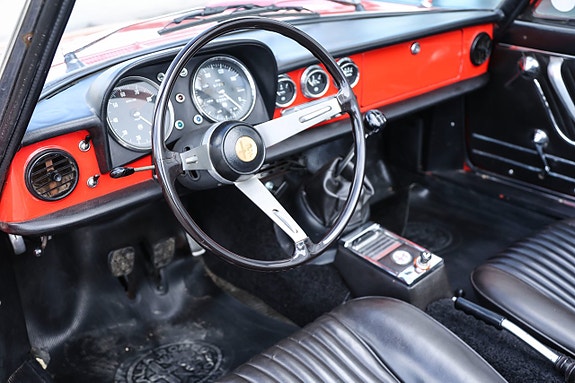 Alfa Romeo Spider 11 of 14