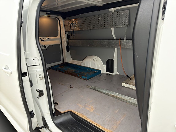 Citroen E-Jumpy 16 of 30
