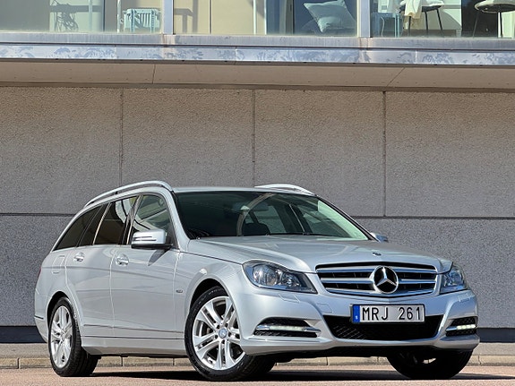Mercedes-Benz C220