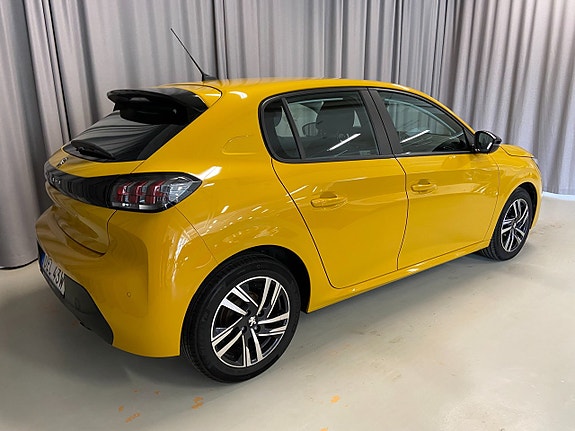 Peugeot 208 5 of 5