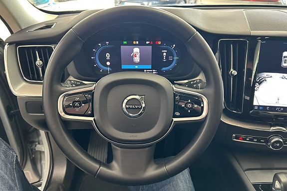 Volvo XC60 23 of 30