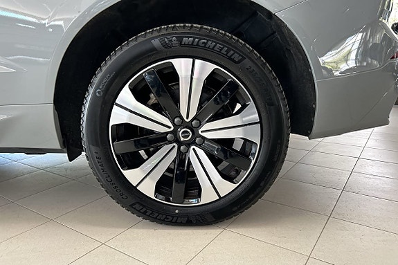 Volvo XC60 18 of 30